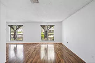 12110 Nova Dr, Houston, TX 77077 - Photo 10