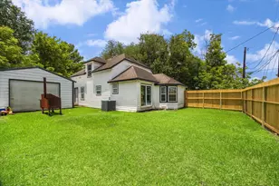 3702 Chanterway St, Bacliff, TX 77518 - Photo 2