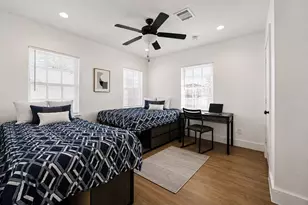 618 Branard St, Houston, TX 77006 - Photo 12