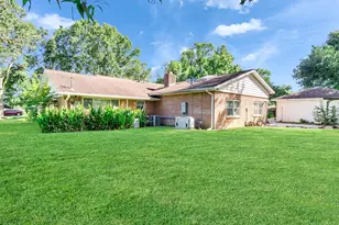 207 Shady Nook Ln, Friendswood, TX 77546 - Photo 20