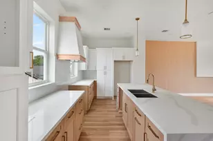 1106 Weiss St, Houston, TX 77009 - Photo 4
