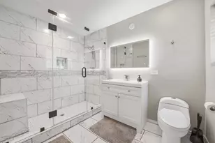 1337 Conrad Sauer Dr, Houston, TX 77043 - Photo 18