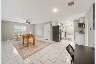 1337 Conrad Sauer Drive, Houston, TX 77043 - Photo 12