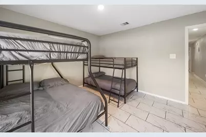 1337 Conrad Sauer Drive, Houston, TX 77043 - Photo 20