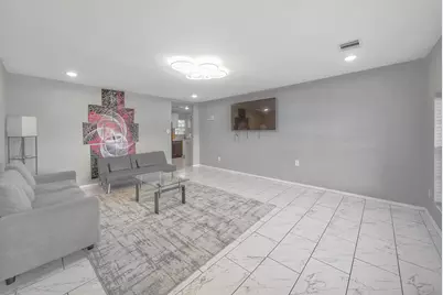 1337 Conrad Sauer Drive, Houston, TX 77043 - Photo 4