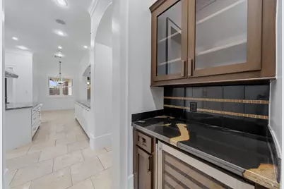 11714 Memorial Drive, Houston, TX 77024 - Photo 8