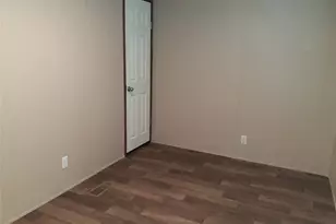 609 Front St, Richmond, TX 77469 - Photo 14