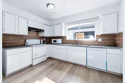 16034 Glen Mar Dr, Houston, TX 77082 - Photo 16