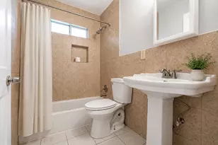 6417 Rolla St, Houston, TX 77055 - Photo 16