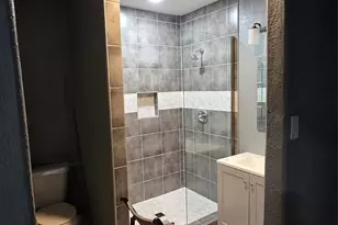 9330 Chesterfield Dr, Houston, TX 77051 - Photo 8