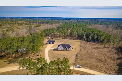 303 Bonfire Bend, Livingston, TX 77351 - Photo 4