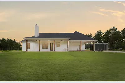 303 Bonfire Bend, Livingston, TX 77351 - Photo 6