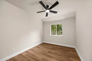 2 Gilded Crest Ct, The Woodlands, TX 77382 - Photo 36