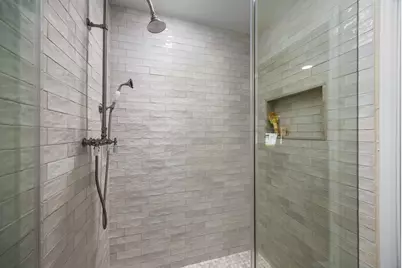 2 Gilded Crest Court, The Woodlands, TX 77382 - Photo 32