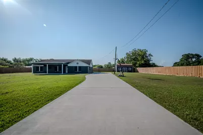 1102 Crosby Dayton Road, Crosby, TX 77532 - Photo 1