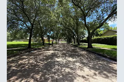 3930 Mill Rock Circle, Sugar Land, TX 77479 - Photo 14