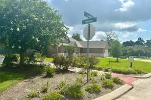 3311 Passage Ln, Conroe, TX 77301 - Photo 2