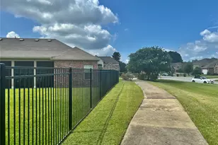 3311 Passage Ln, Conroe, TX 77301 - Photo 16
