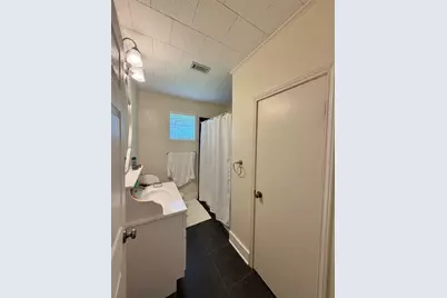 1521 Detroit Avenue, Nederland, TX 77627 - Photo 14