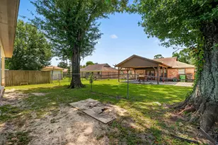 8639 Valley Gold Ct, Houston, TX 77078 - Photo 18