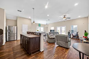 8639 Valley Gold Ct, Houston, TX 77078 - Photo 6
