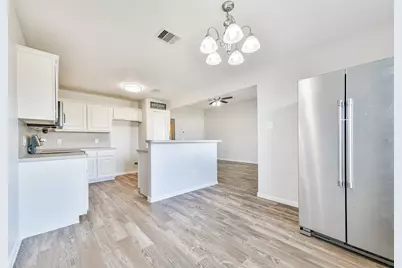 9102 Amberjack Drive, Texas City, TX 77591 - Photo 10