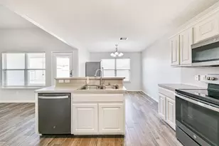 9102 Amberjack Dr, Texas City, TX 77591 - Photo 8