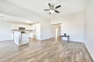 9102 Amberjack Dr, Texas City, TX 77591 - Photo 4