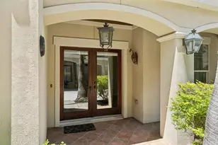 437 Jackson Hill St, Houston, TX 77007 - Photo 2
