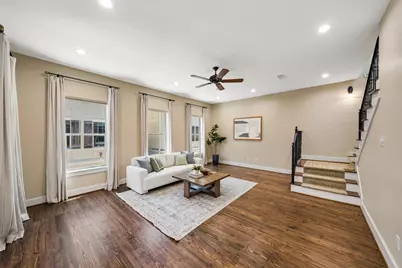 437 Jackson Hill Street, Houston, TX 77007 - Photo 18
