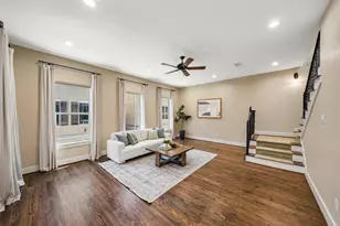 437 Jackson Hill St, Houston, TX 77007 - Photo 18