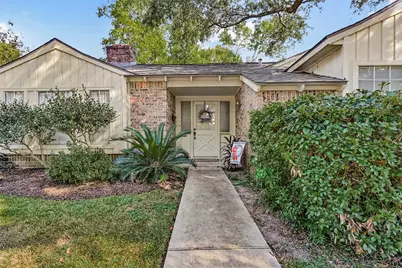 2101 Willow Dell Drive, Seabrook, TX 77586 - Photo 2