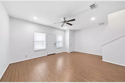 4528 Mayflower Street #B, Houston, TX 77051 - Photo 4