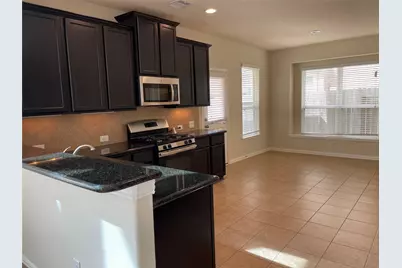 627 Oak Circle Drive E, Conroe, TX 77301 - Photo 6