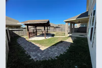 627 Oak Circle Drive E, Conroe, TX 77301 - Photo 18