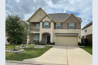 627 Oak Circle Drive E, Conroe, TX 77301 - Photo 1