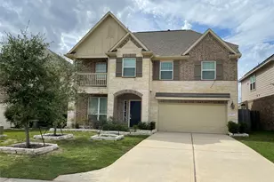 627 Oak Cir Dr E, Conroe, TX 77301 - Photo 1