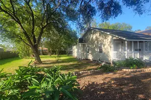 2526 3rd 1/2 Ave N, Texas City, TX 77590 - Photo 2