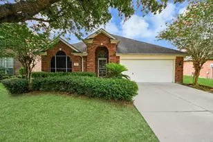 19527 Winding Canyon Ln, Katy, TX 77449 - Photo 2
