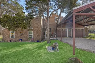 9820 Lake Forest Circle N, Brenham, TX 77833 - Photo 1