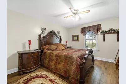 9820 Lake Forest Circle N, Brenham, TX 77833 - Photo 8