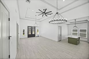 7105 Weyburn St, Houston, TX 77028 - Photo 8