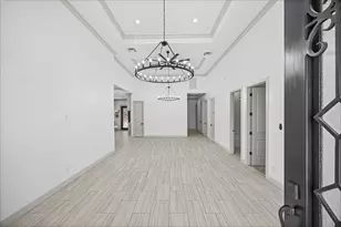 7105 Weyburn St, Houston, TX 77028 - Photo 6