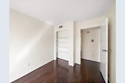 2818 S Bartell Drive #4, Houston, TX 77054 - Photo 12