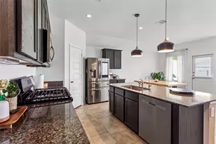 7510 Carson Ct, Rosharon, TX 77583 - Photo 12