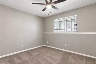 4223 Oak Shadows Dr, Houston, TX 77091 - Photo 26