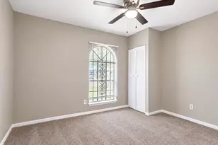 4223 Oak Shadows Dr, Houston, TX 77091 - Photo 22