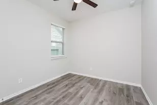 3214 Bainbridge Hill Ln, Houston, TX 77047 - Photo 12