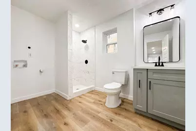 2223 San Antonio, Pearland, TX 77581 - Photo 2