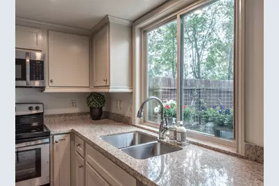 14703 Barryknoll Lane #2, Houston, TX 77079 - Photo 18